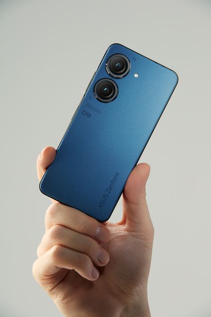 Zenfone 9 3